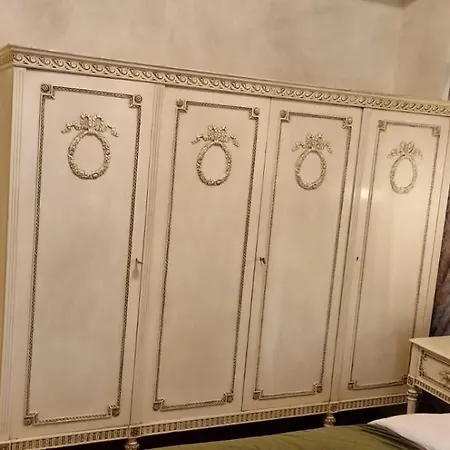 Paradiso Garden Chabad Apartment Bucharest